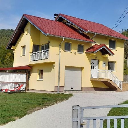Kuca Za Odmor Plivska Jezera Villa Jajce Luaran gambar